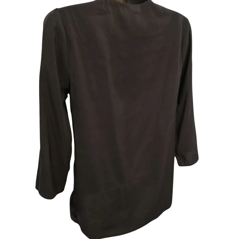 Express Women's Black Dress Shirt with Gold Zipper | Size XS - Picture 2 of 8